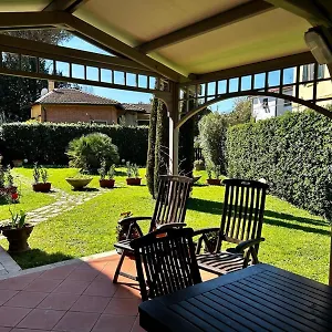 il-villino-di-monic.it-tuscanyhotel.com/